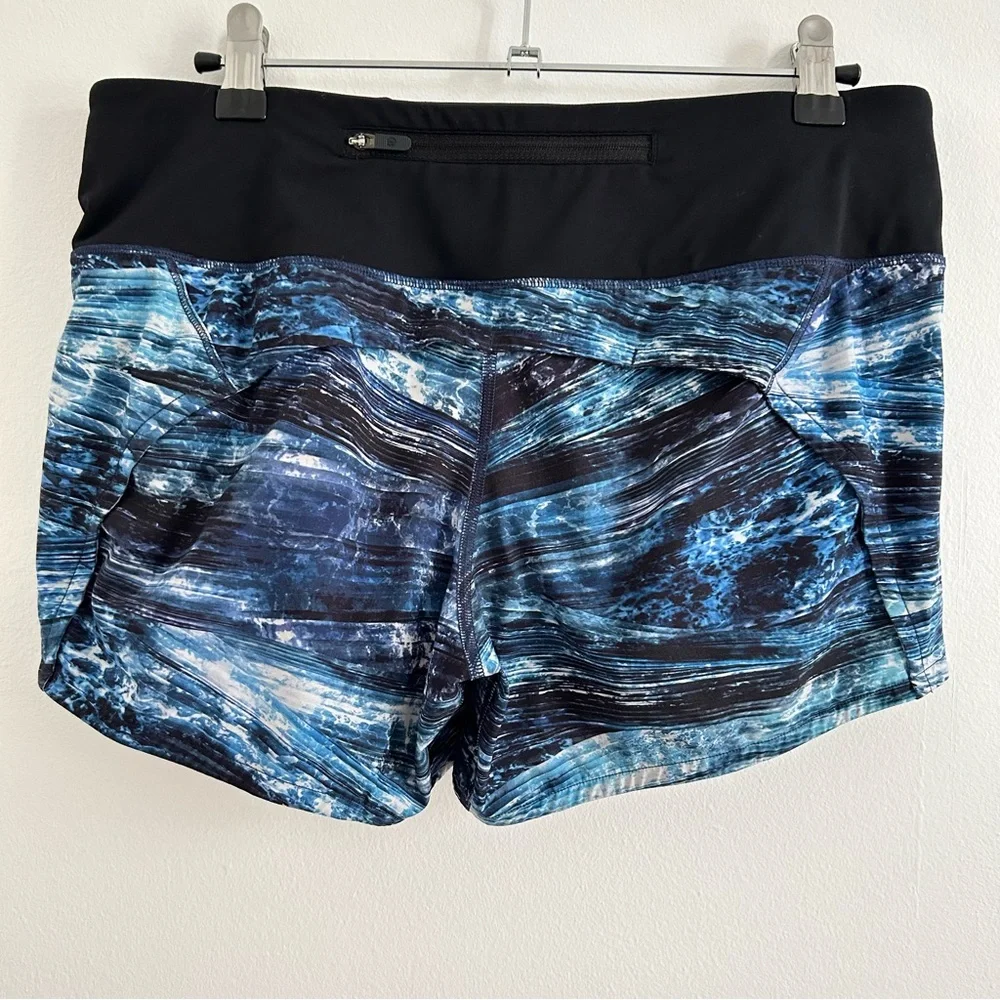 Lululemon Run Times Short II 4” in Shorelines Multi Blue / Black sz 6 Activewear